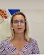 La alcaldesa defiende la legalidad de los contratos a la empresa donde trabaja su pareja