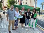Adelante Andalucía recoge firmas por unos autobuses dignos en Alcalá