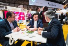 Alcalá refuerza en FITUR su apoyo a las empresas locales del sector turístico
