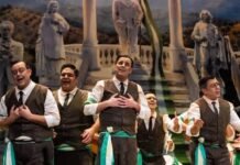 ‘El Patriota’ puso ayer al Falla en pie con orgullo andaluz