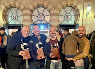 Cuatro alcalareños llevan el nombre de su ciudad a lo más alto del Carnaval de Cádiz