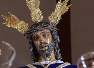 La Hermandad del Cautivo engrandece su patrimonio con nuevos estrenos y donaciones para este Miércoles Santo