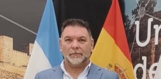 La alcaldesa y Jesús Mora mantienen la acción civil contra Roldán tras archivar la vía penal