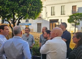 Javier Cortés, nº 1 de Vox por Sevilla, visitó ayer Alcalá y denunció el retraso en las obras