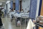 Colapso en las urgencias de Valme: más de 60 pacientes aguardaban cama