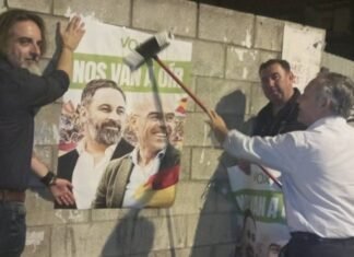 Andalucistas responde a la polémica por la pegada de carteles