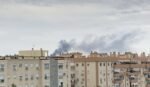 Un incendio en una escombrera de Alcalá provoca una gran columna de humo