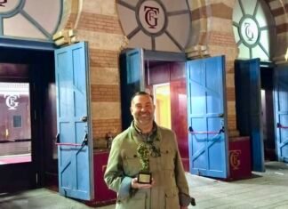 El Jesús Gomez, premiado como mejor autor novel del Carnaval de Cádiz