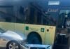 Accidente en Pablo VI entre un autobús de Casal y un turismo