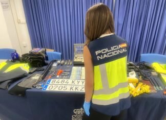 Un registro en Alcalá destapa una red dedicada al robo de domicilios