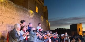 Noche flamenca en el fin de curso de la Peña El Arrabal y la Cueva de María