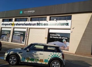 Facua denuncia a Social Energy por vender placas solares pese a su insolvencia