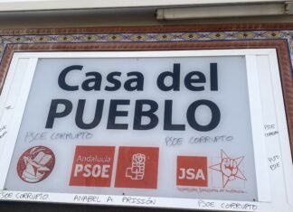 La sede del PSOE de Alcalá vuelve a sufrir un ataque vandálico con pintadas de odio