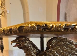 Alcalá recupera la histórica peana de la Virgen del Aguila