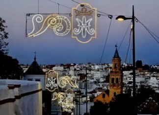 Alcalá se pone guapa para recibir a su Patrona