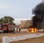 Queman un coche en el Aguila tras un intento de alunizaje Queman un coche en el Aguila tras un intento de alunizaje