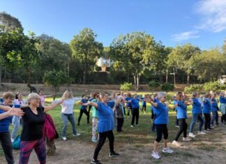 Senderismo y danza del corazón por el día de las Personas Mayores